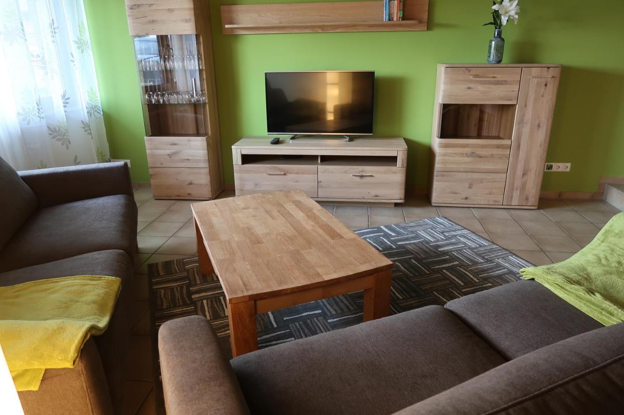Ferienwohnung Neuborner-Hof Andernach Dış mekan fotoğraf
